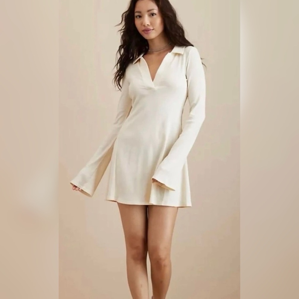 American Eagle Cream Collared Mini Dress 🌻